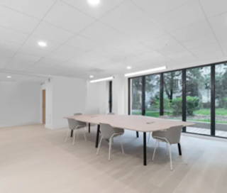 Bureau privé 25 m² 5 postes Coworking Rue Bossuet Lyon 69006 - photo 1
